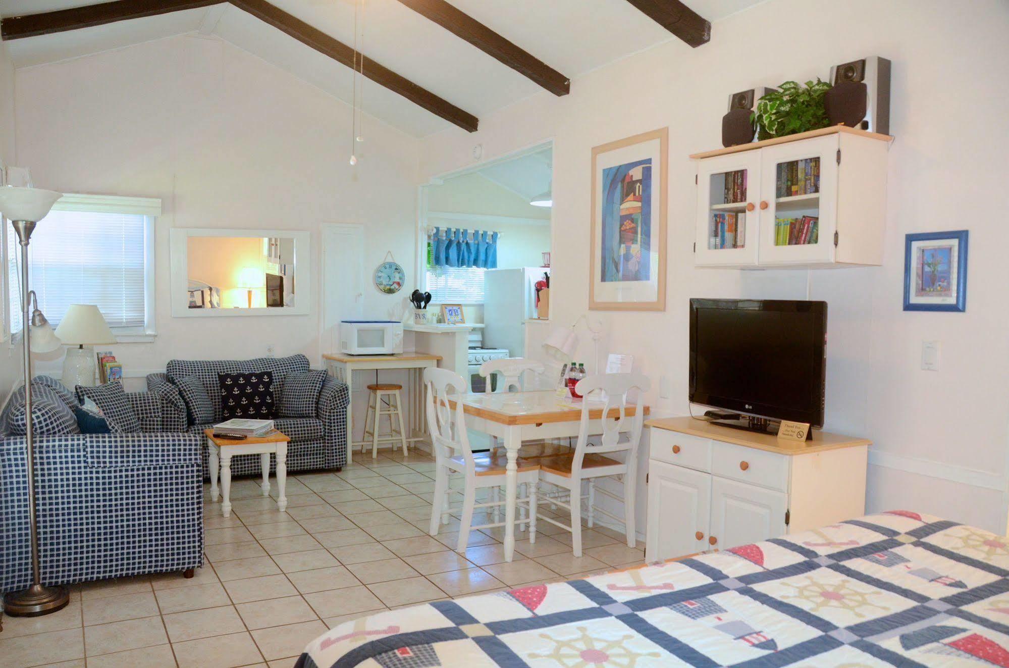 Cottages By The Ocean ปอมปาโนบีช ภายนอก รูปภาพ